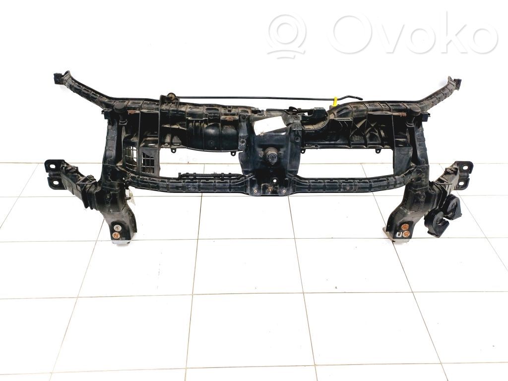 Ford Transit Radiatora (-u) turētājs / kronšteins 