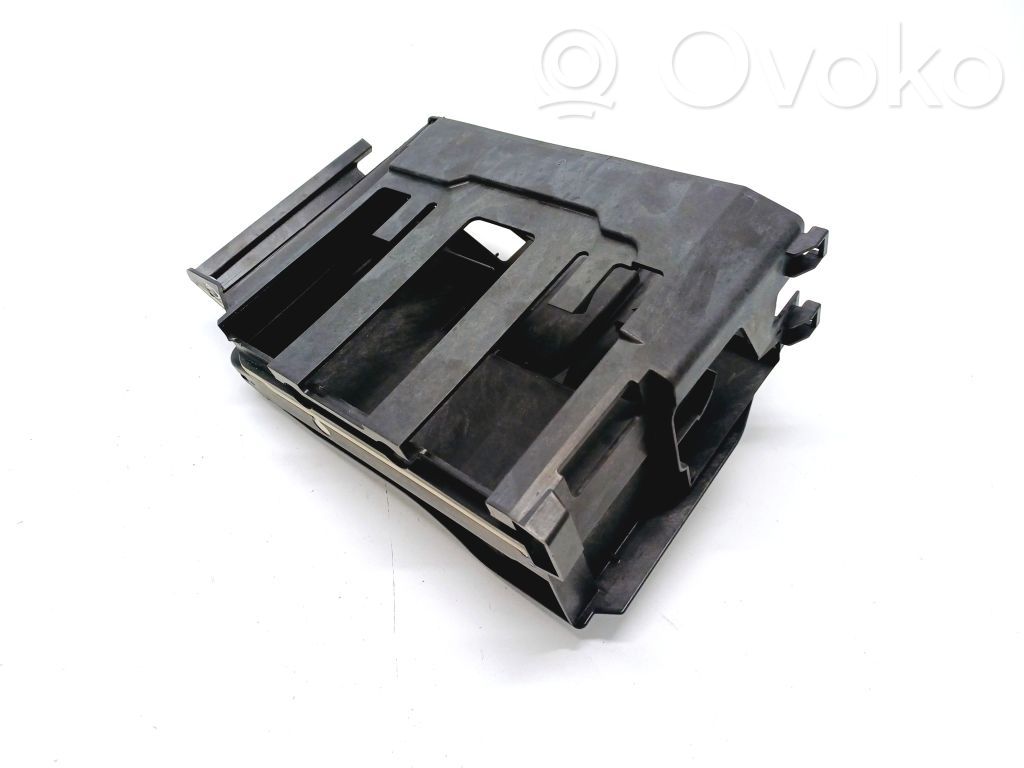 Mini Clubman F54 Other engine bay part 