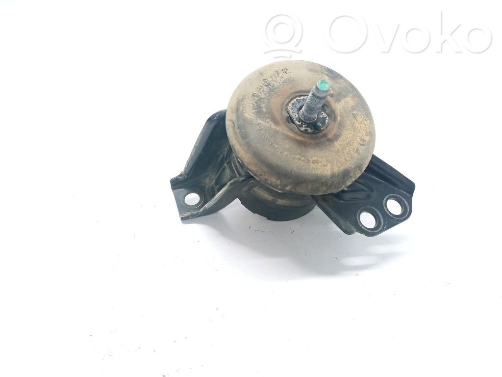 KIA Sportage Engine mount bracket 