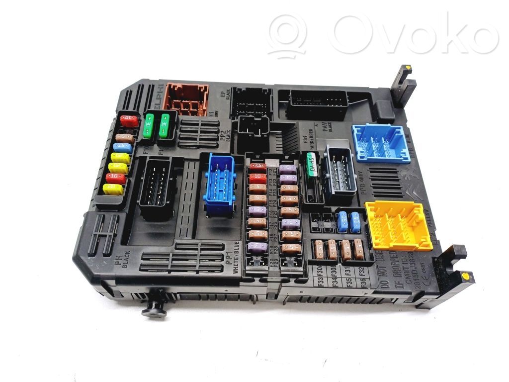 Citroen SpaceTourer XS Fuse module 