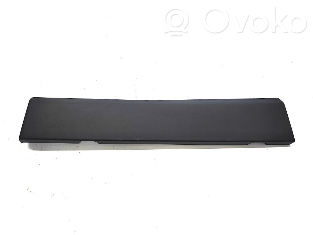 Tesla Model S Paneelin lista 