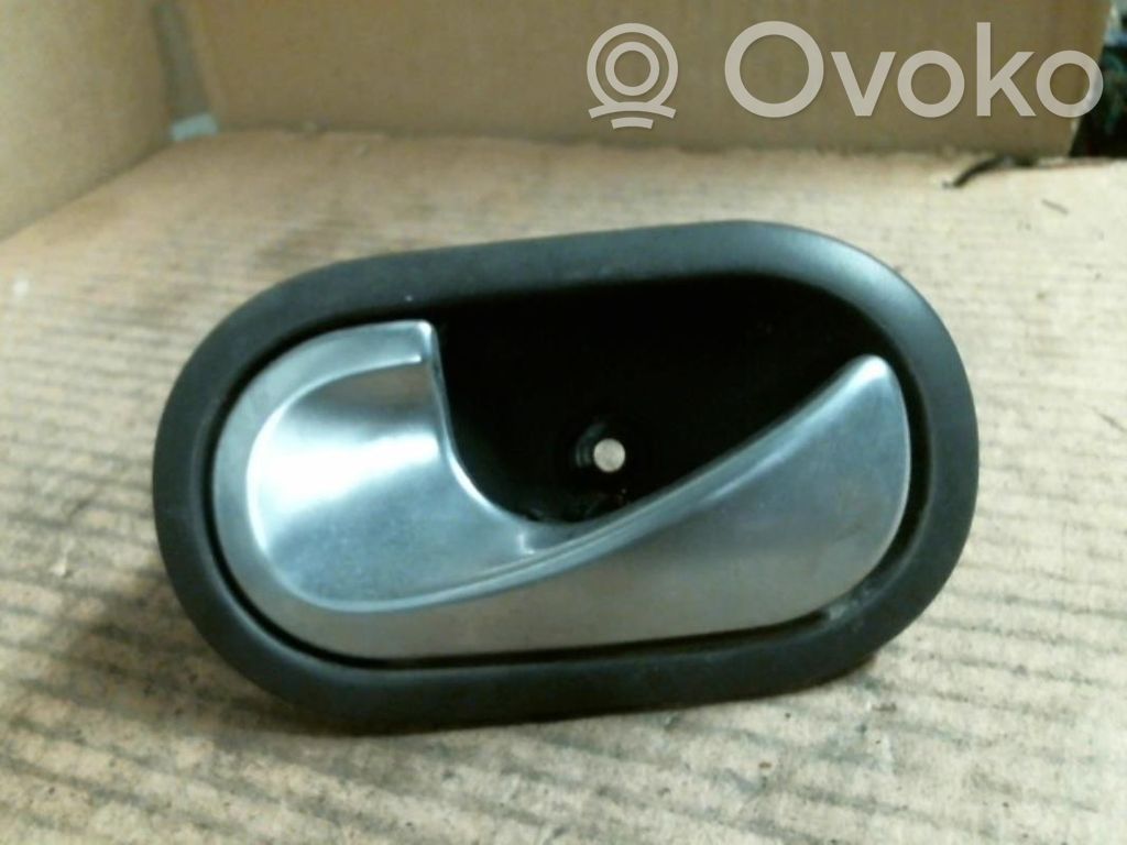 Renault Twingo II Front door interior handle 
