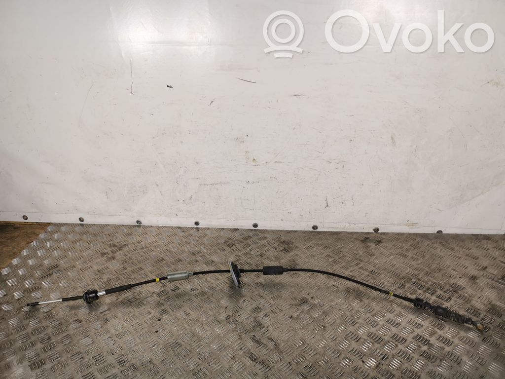 Hyundai Santa Fe Gear shift cable linkage 