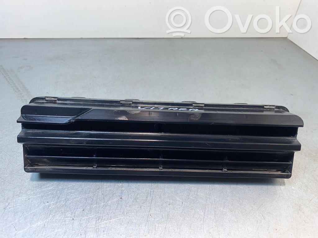 Suzuki Vitara (LY) Válvula de presión del panel lateral trasero 