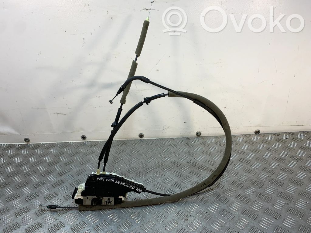 Chrysler Pacifica Front door lock 