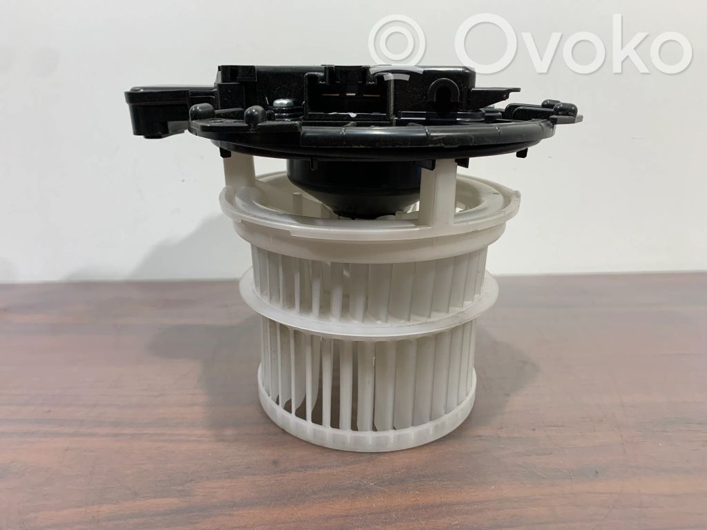 Toyota RAV 4 (XA50) Soplador/ventilador calefacción 