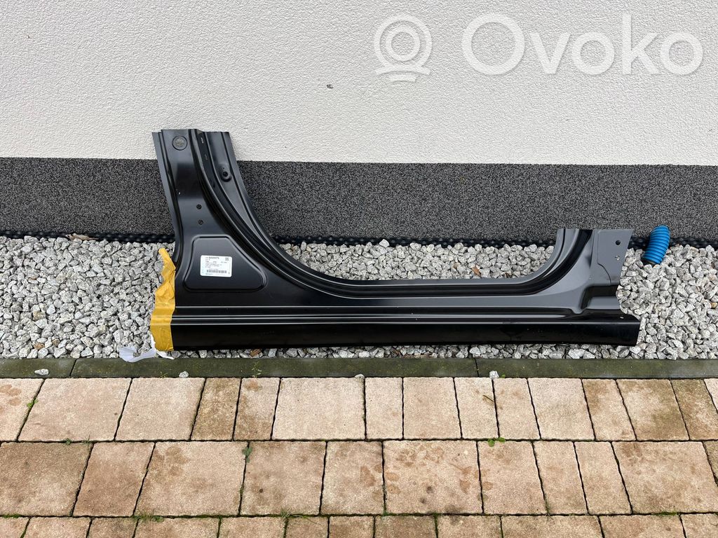 Opel Karl Rear sill (body part) 