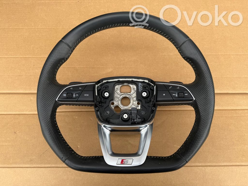 Audi Q7 4M Steering wheel 