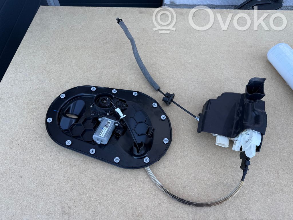 Audi Q7 4M Etuoven lukko 