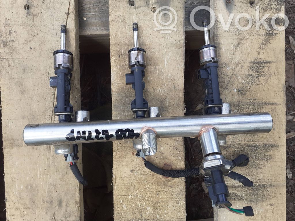 Peugeot 408 P54 Set injectoare combustibil 