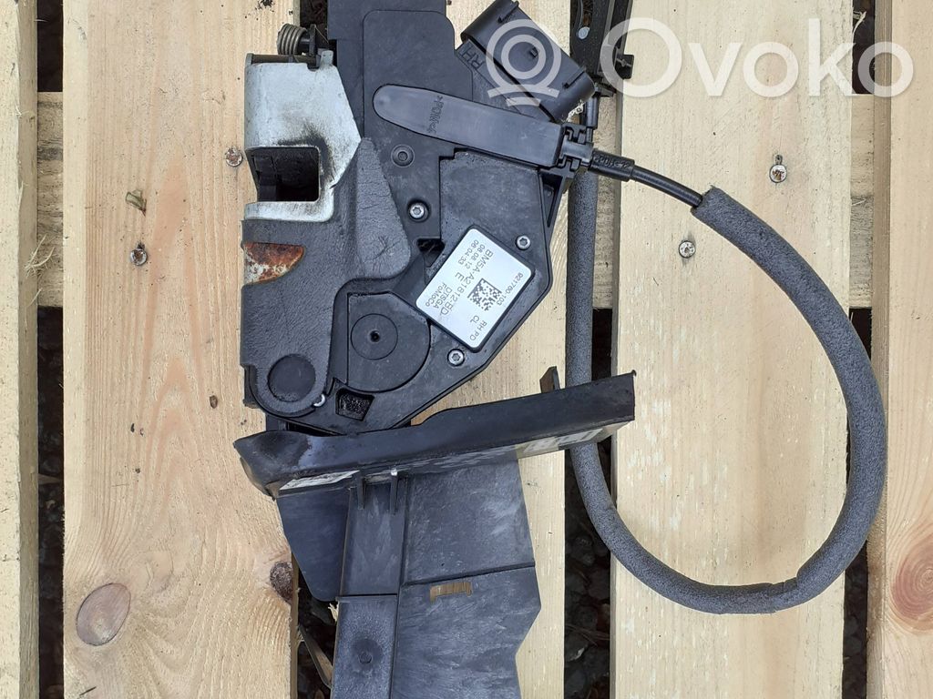Etuoven lukko   BM5AA21812BD,921760103,BM51A219A64AG
