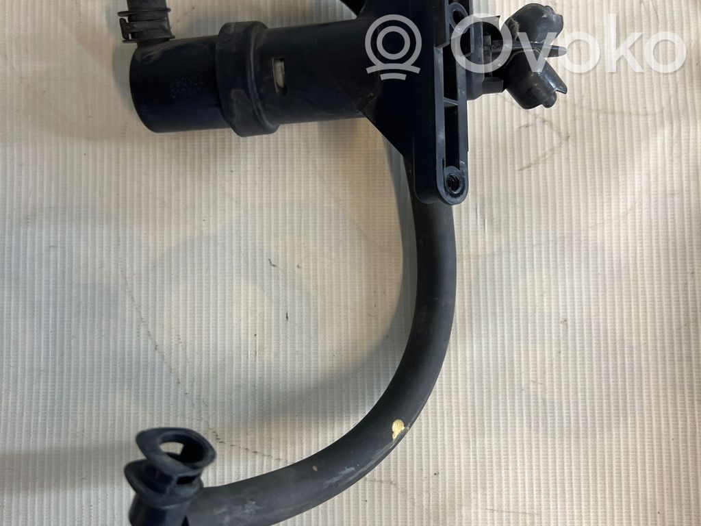 Headlight washer spray nozzle   290104