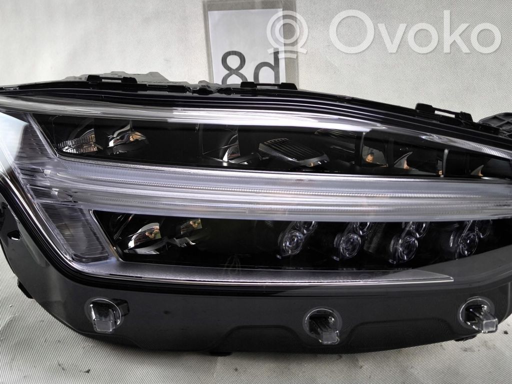 Volvo XC90 Scheinwerfer 