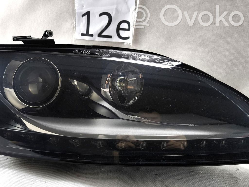 Phare frontale   8J0941004AJ,8J0941004AJ