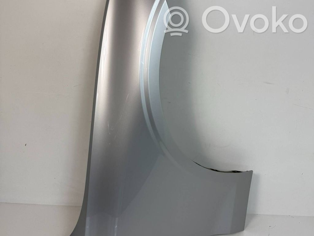 Volvo V60 Sparnas 