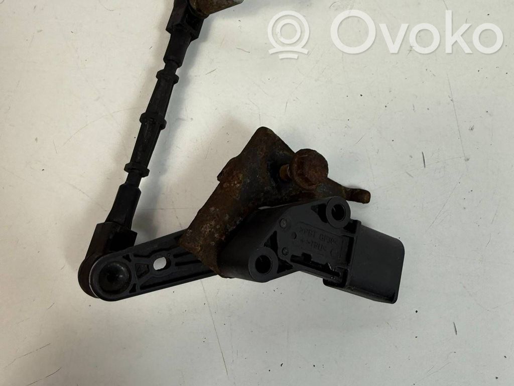 Headlight/headlamp level sensor   4M0807503