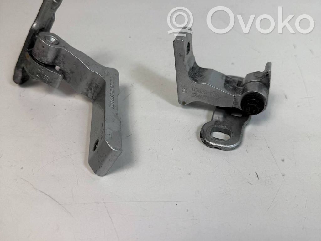 Volvo V60 Cerniera inferiore della portiera posteriore 
