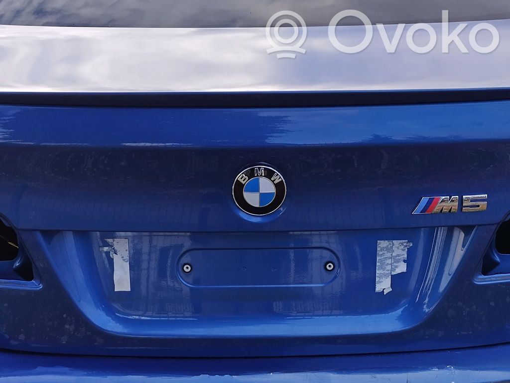 BMW 5 F10 F11 Aizmugurējais pārsegs (bagāžnieks) 