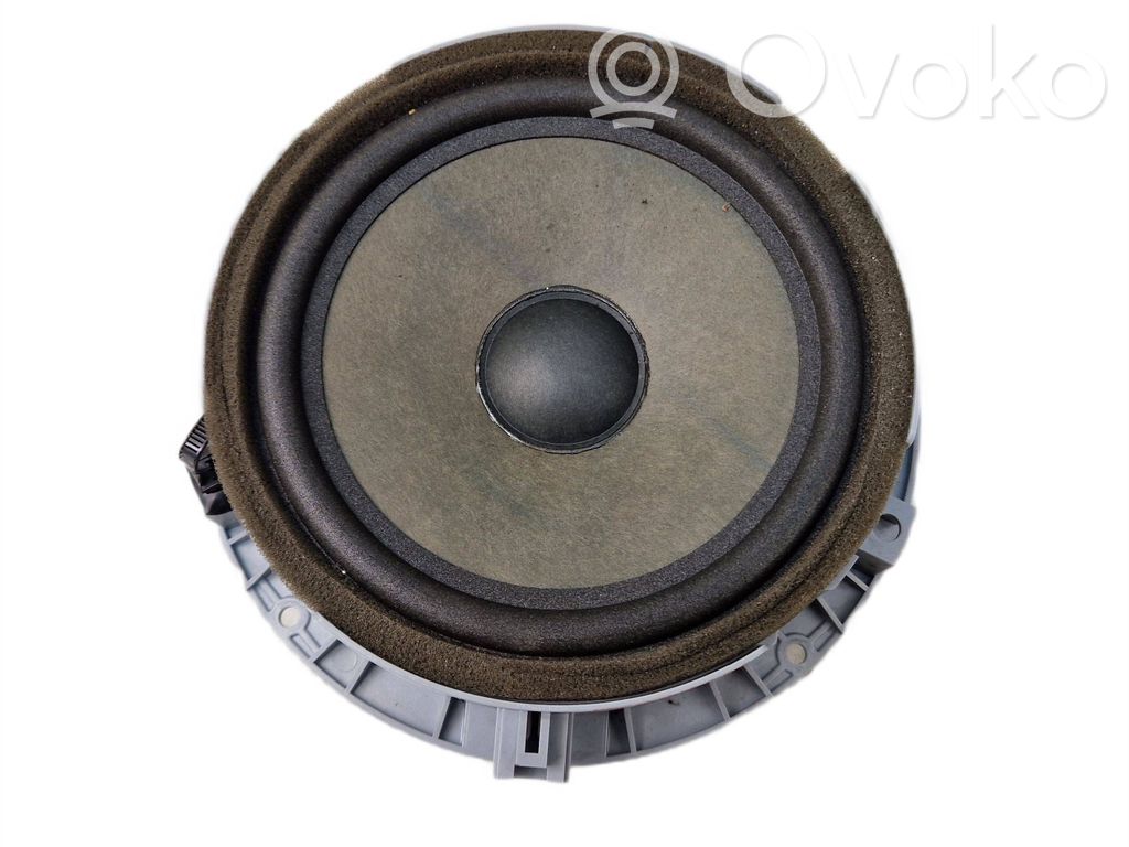KIA Sportage Front door speaker 