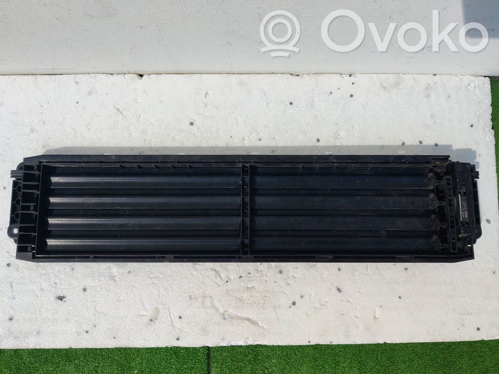 Seat Leon IV Wlot / Kanał powietrza intercoolera 