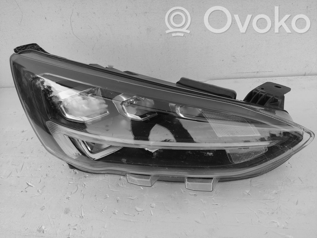 Headlight/headlamp   MX7B13E014ED