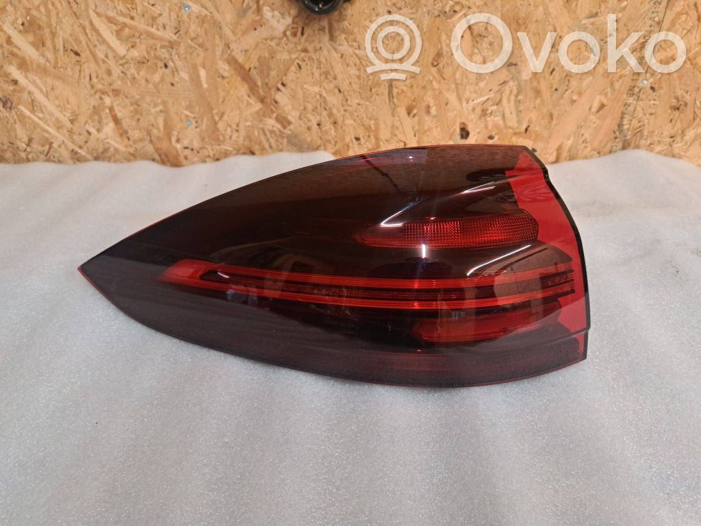 Porsche Cayenne (92A) Lampa tylna 