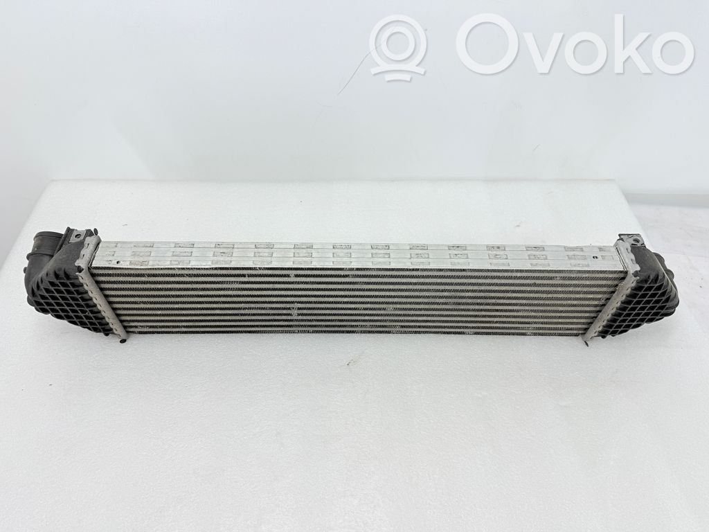 Volvo V40 Interkūlerio radiatorius 