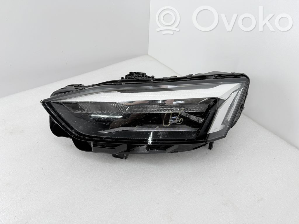 Audi A5 Headlight/headlamp 