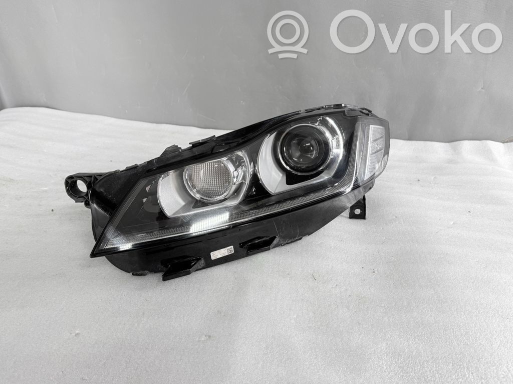 Jaguar XF X260 Phare frontale 