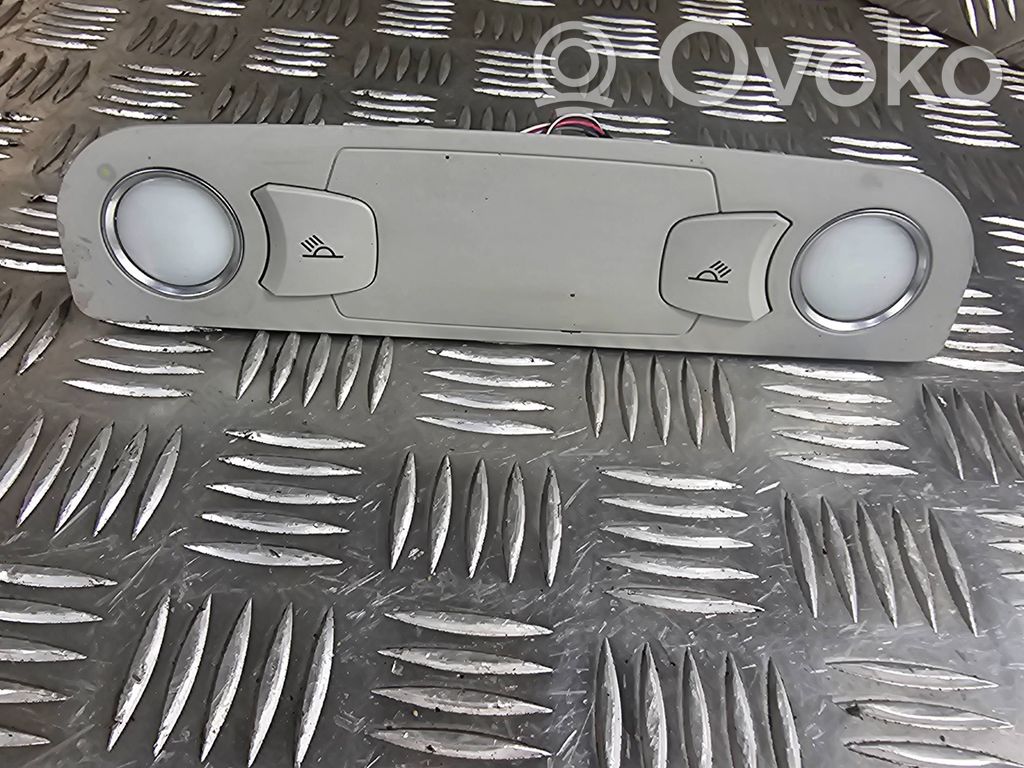 Audi A6 S6 C6 4F Rear seat light 