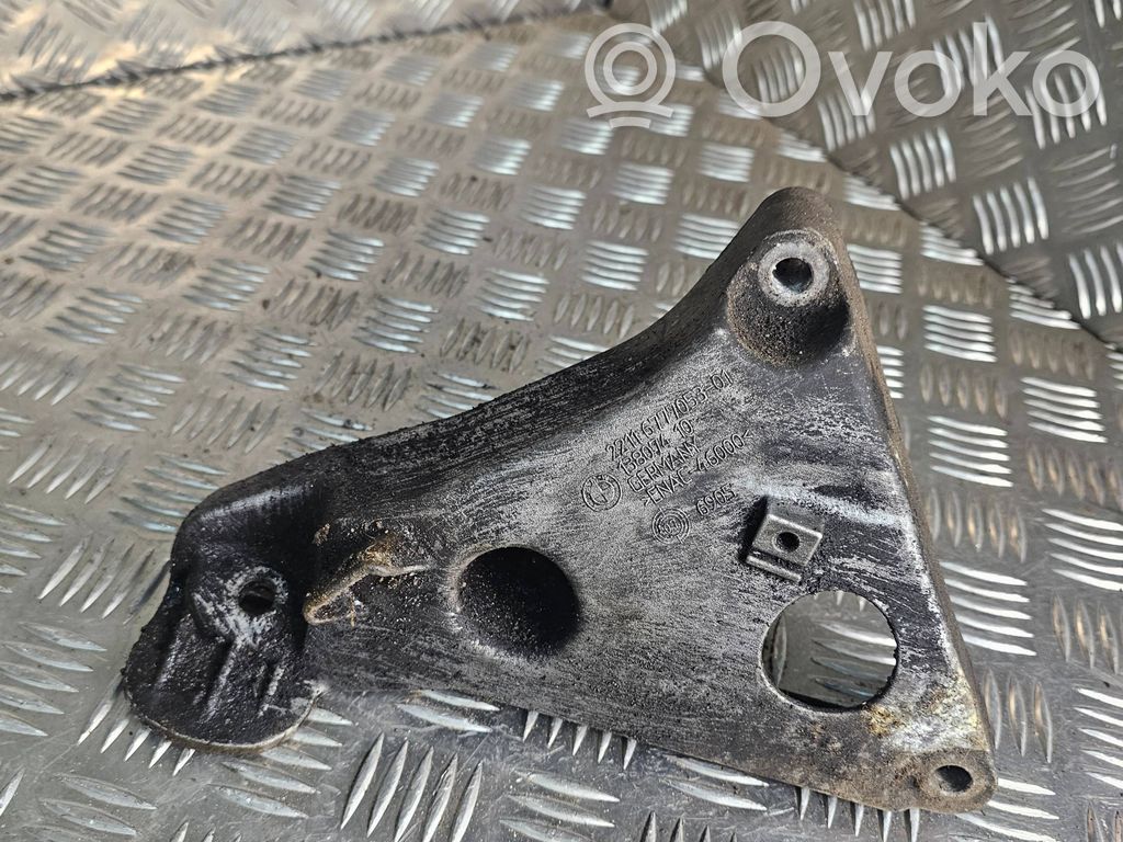 BMW 5 E60 E61 Engine mounting bracket 