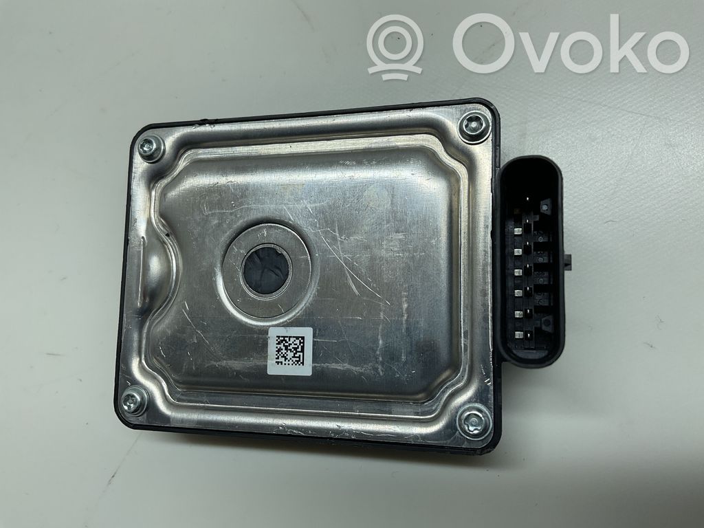 Volkswagen PASSAT B8 Sensor de radar Distronic 
