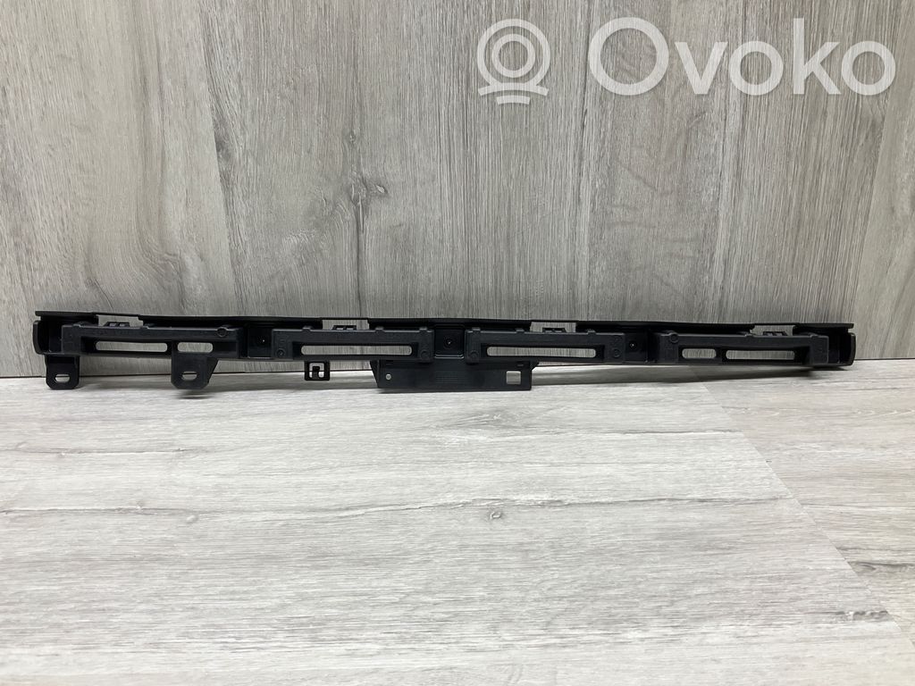 Opel Astra K Soporte de montaje del parachoques trasero 