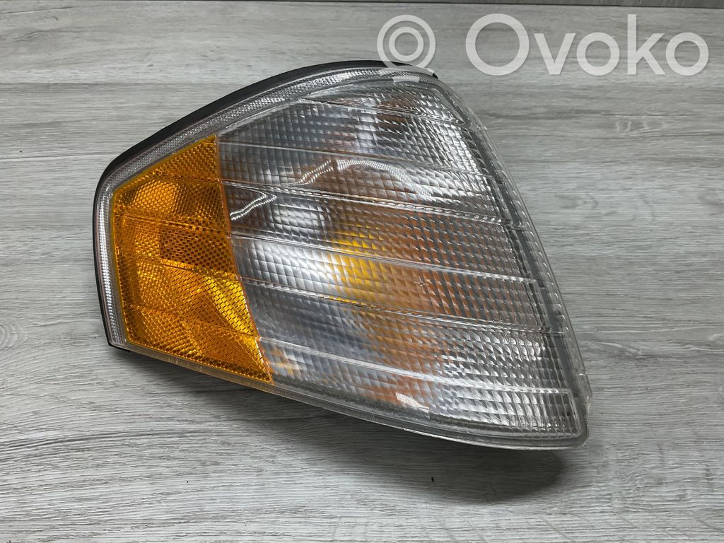 Mercedes-Benz SL R129 Kierunkowskaz przedni 