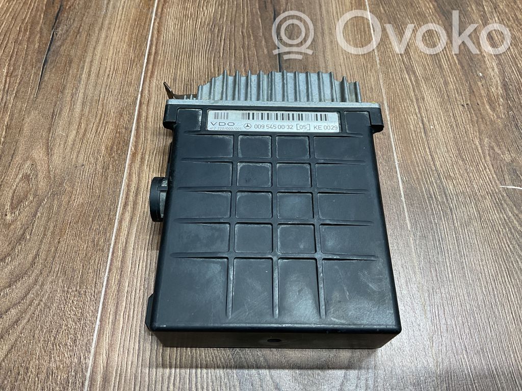 Mercedes-Benz 190 W201 Engine control unit/module 