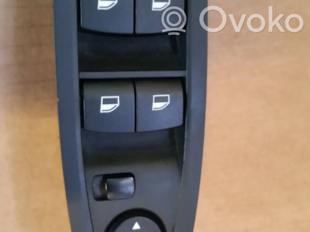 BMW 1 F20 F21 Przyciski szyb 