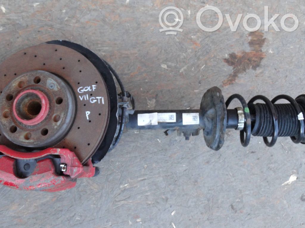 Volkswagen Golf VII Fuso a snodo con mozzo ruota anteriore 