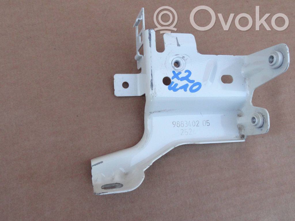 BMW X2 U10 Fender mounting bracket 