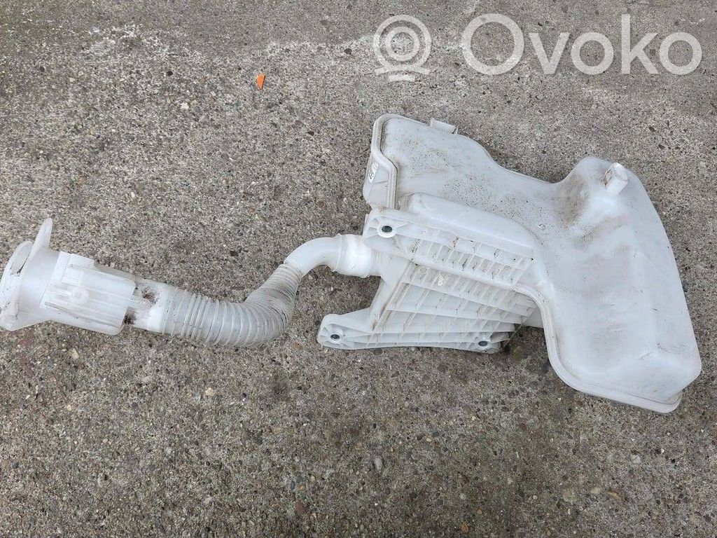 Audi Q3 F3 Rezervor lichid spălare parbriz 