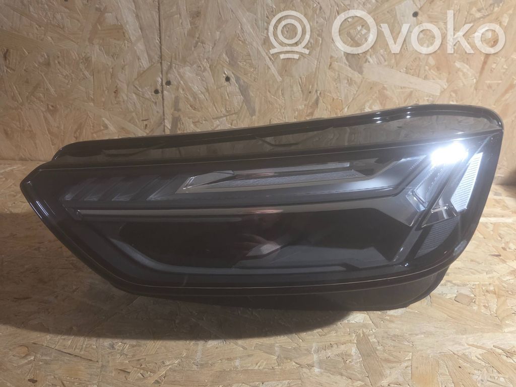 Audi Q5 SQ5 FY Lampa przednia 