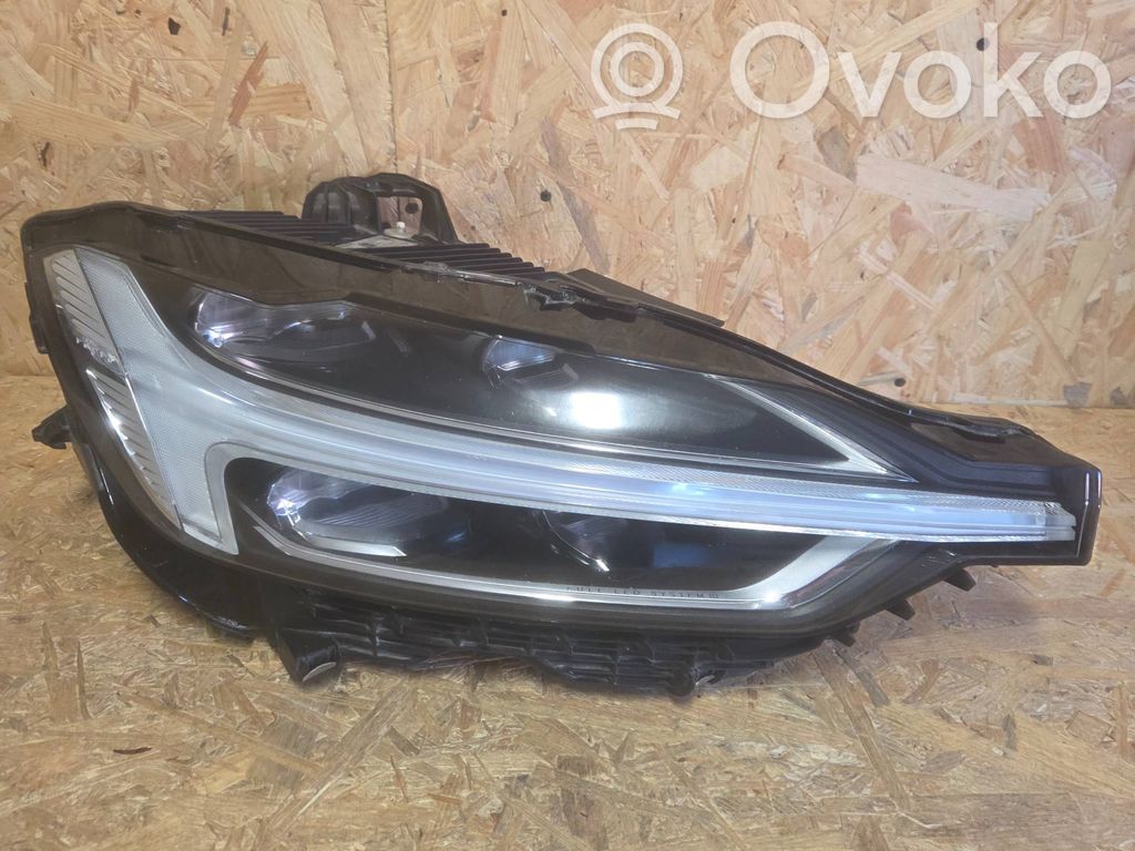 Volvo XC60 Headlight/headlamp 