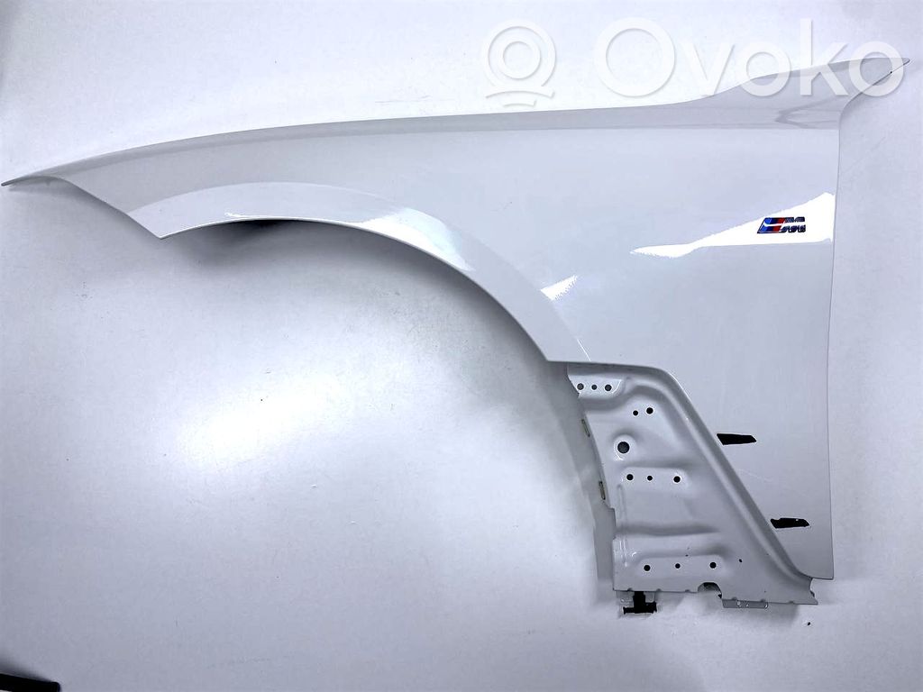 BMW 4 G22 G23 G24 G26 Крыло 