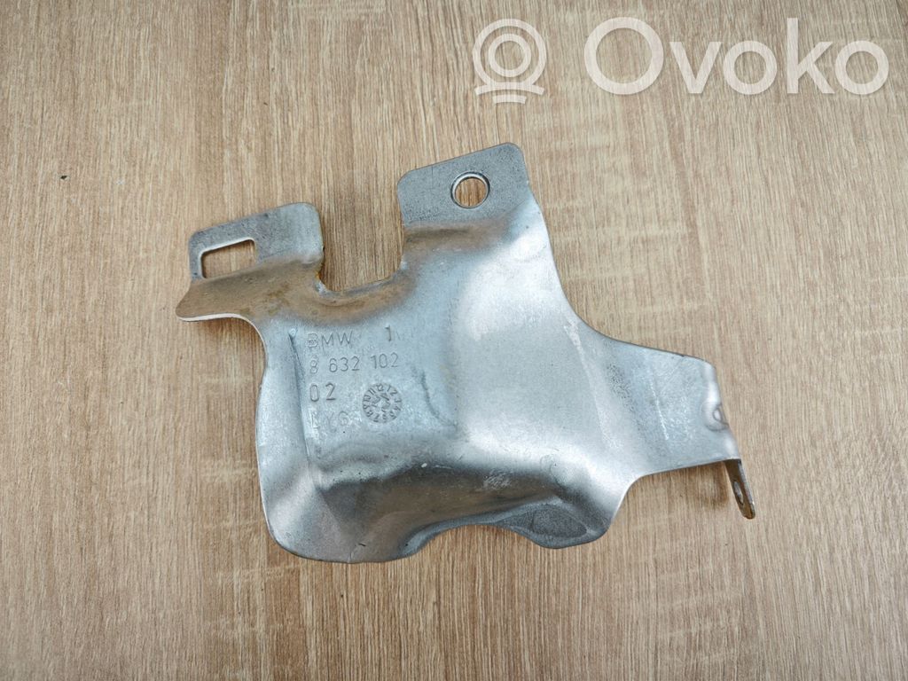 BMW 4 G22 G23 G24 G26 Heat shield in engine bay 