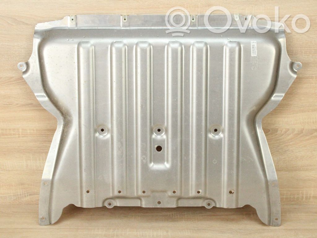 BMW 5 G30 G31 G38 Osłona dolna silnika 