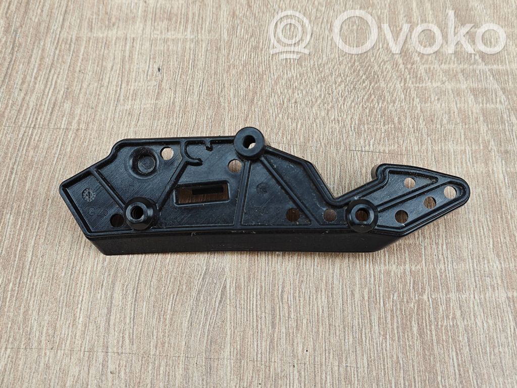 BMW 4 G22 G23 G24 G26 Front bumper mounting bracket 