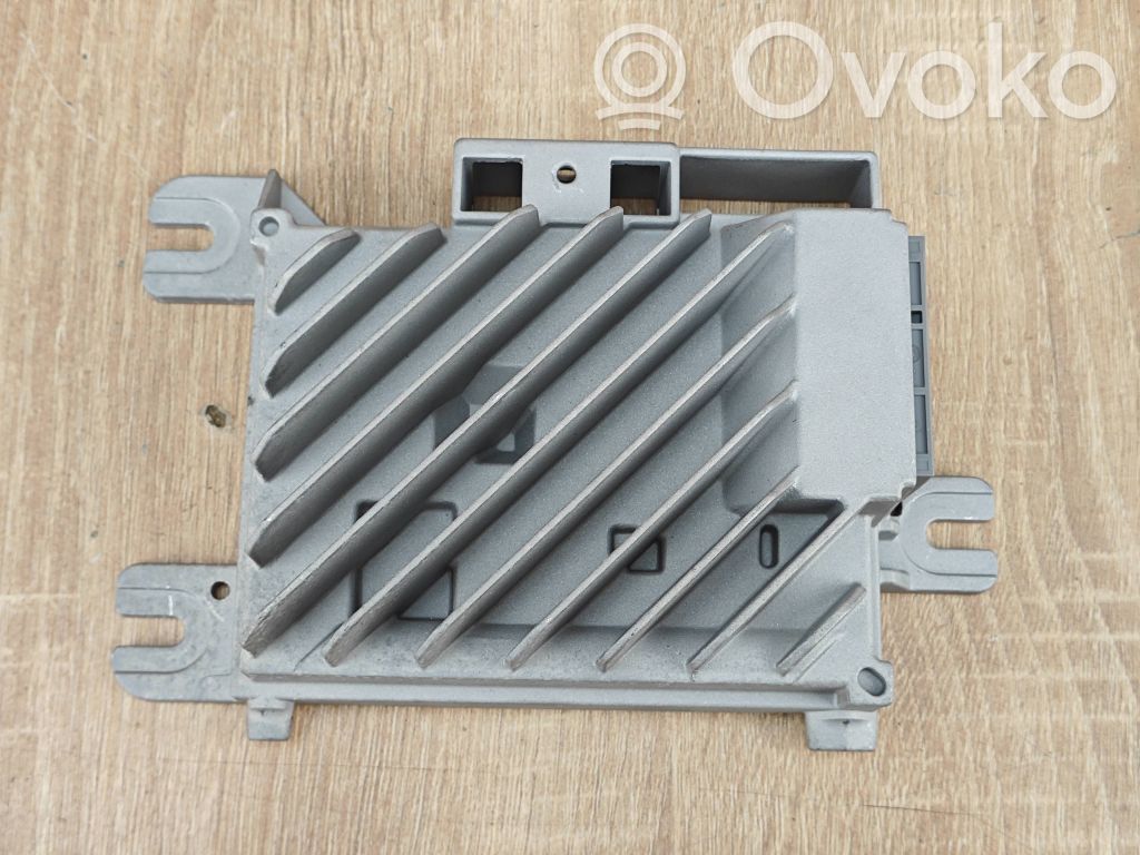 BMW X6 G06 Sound amplifier 