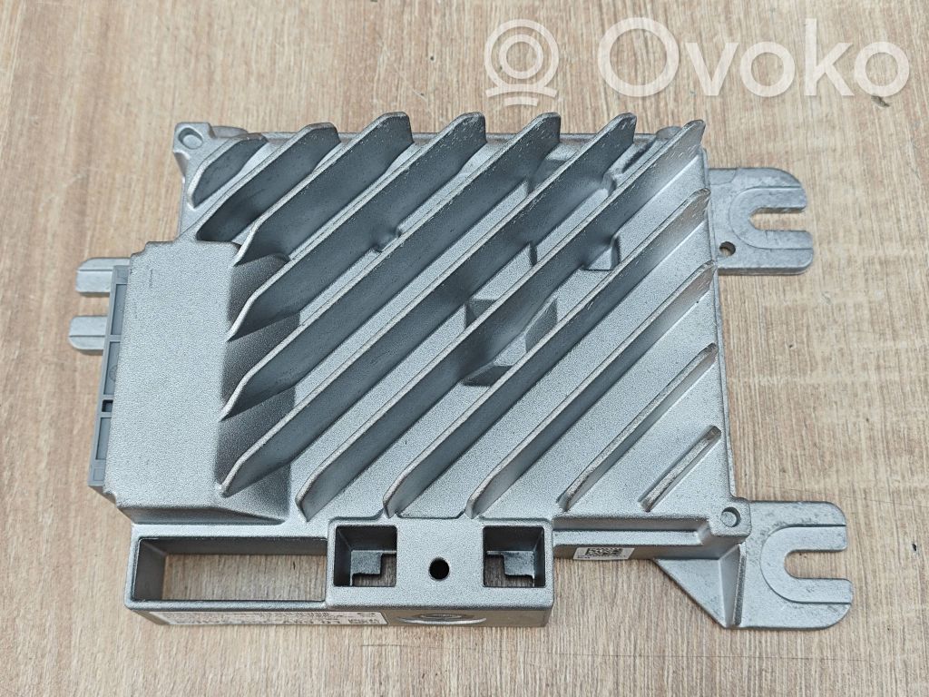 BMW X5 G05 Sound amplifier 