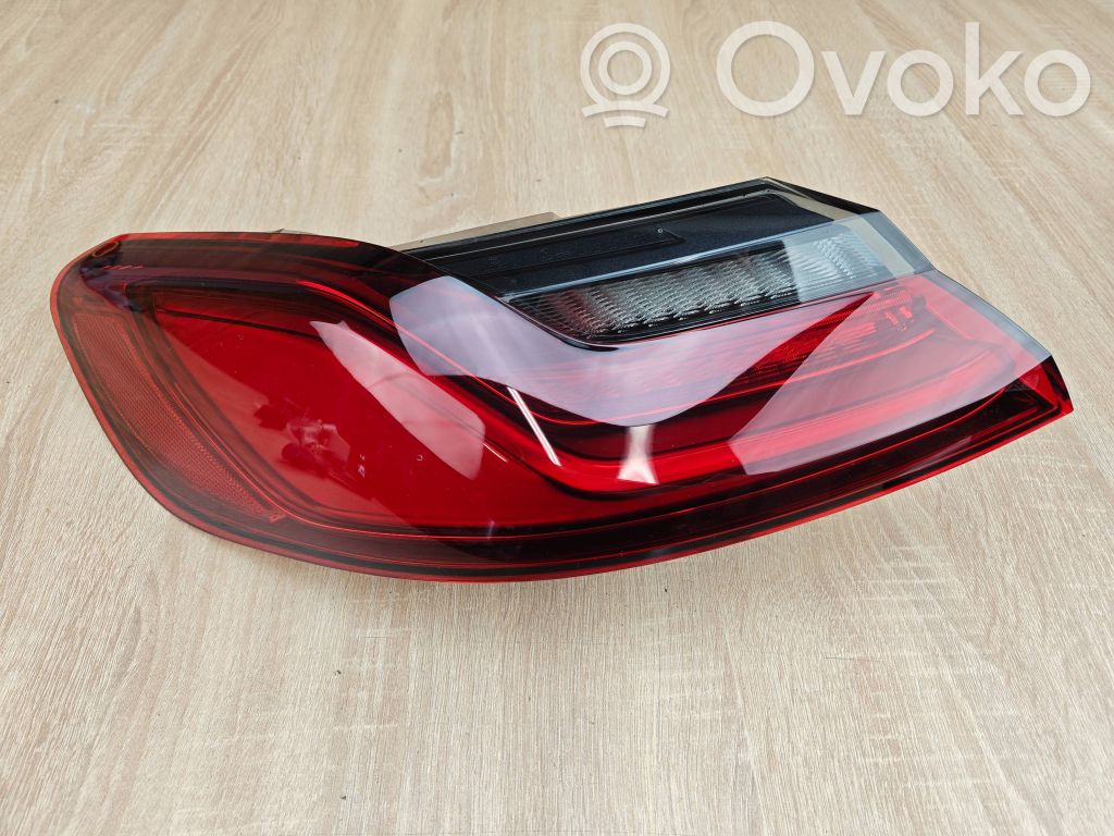 BMW 8 G16 Lampa tylna 