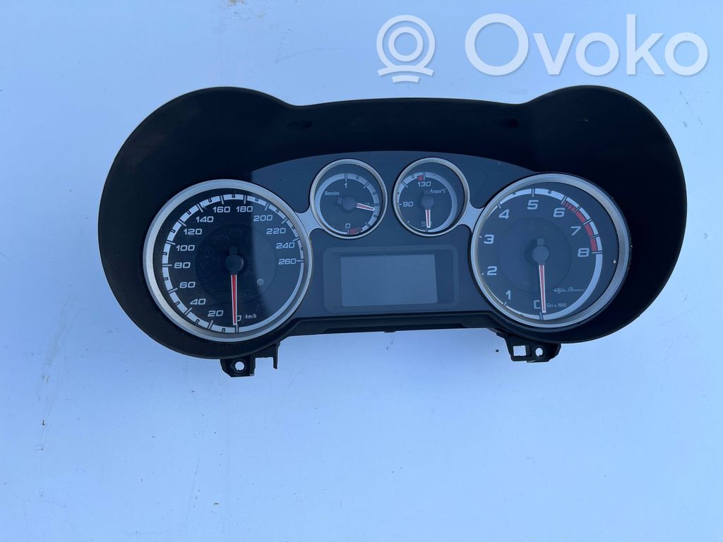 Alfa Romeo Mito Vitezometru (grup de instrumente) 