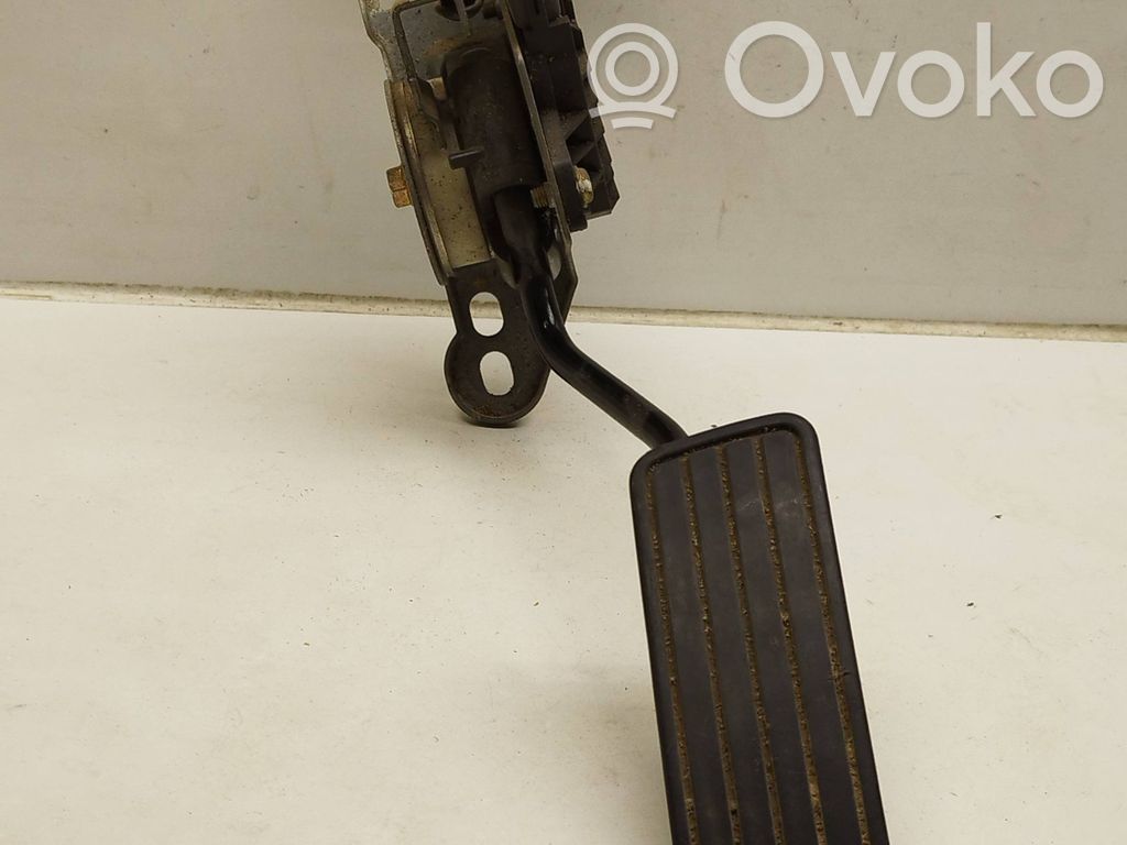 Subaru Legacy Gaspedal 
